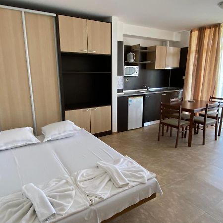 Holiday Apartments Grand Kamelia Σάνι Μπιτς Εξωτερικό φωτογραφία