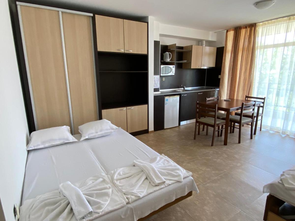 Holiday Apartments Grand Kamelia Σάνι Μπιτς Εξωτερικό φωτογραφία