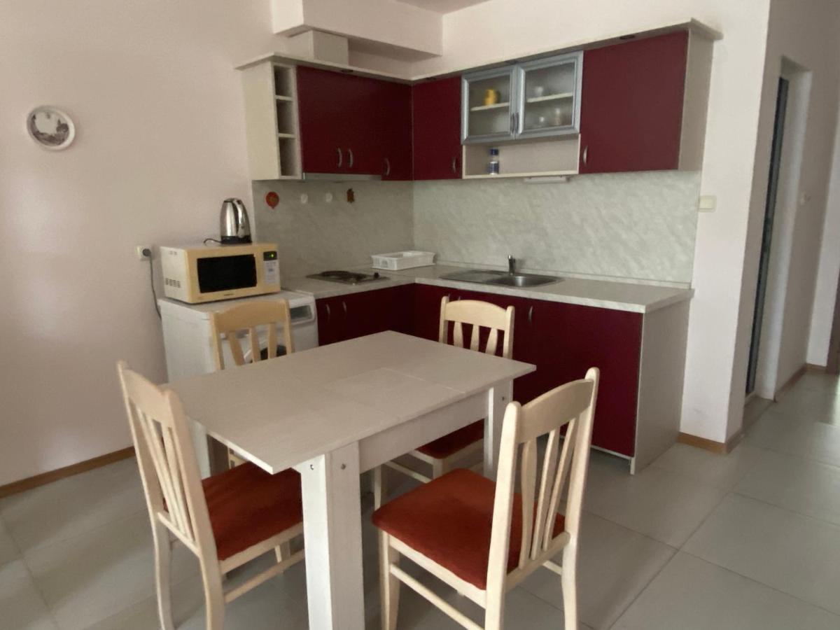 Holiday Apartments Grand Kamelia Σάνι Μπιτς Εξωτερικό φωτογραφία