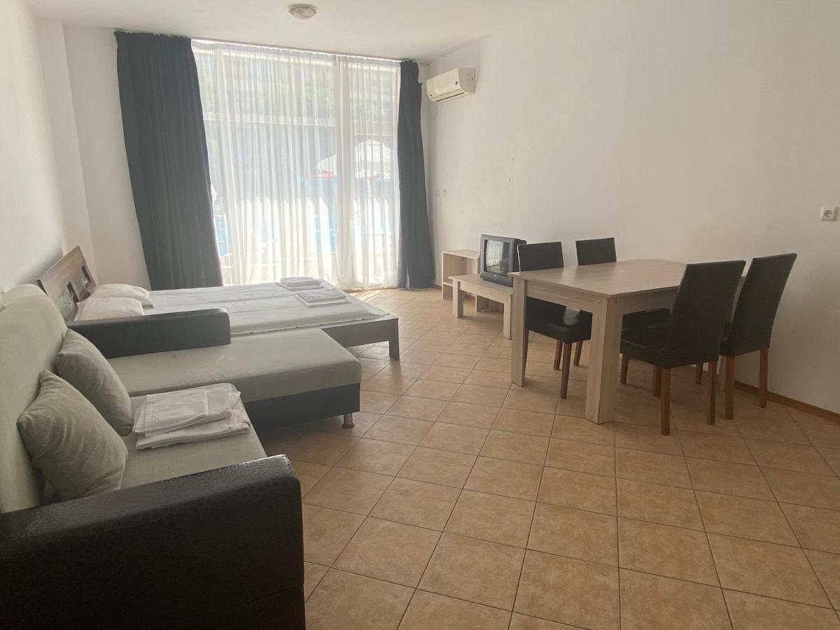 Holiday Apartments Grand Kamelia Σάνι Μπιτς Εξωτερικό φωτογραφία